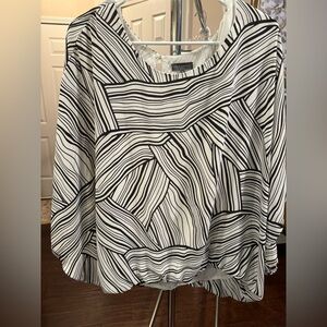 Vince Camuto Black & White Batwing Blouse Size XL